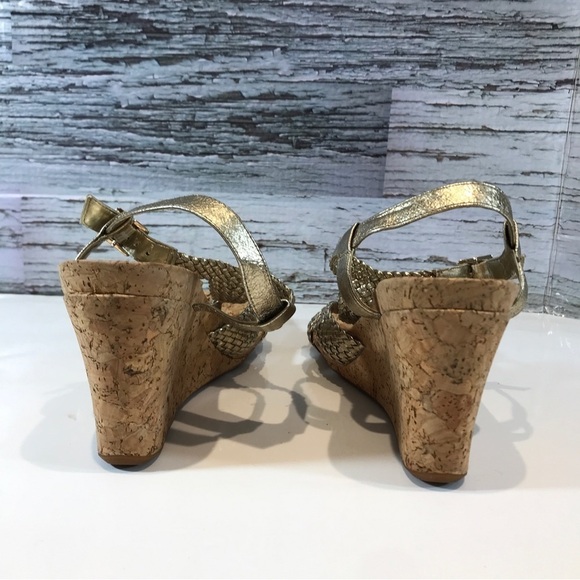 Gianni Bini Gold Wedge Cork Platform Strap Sandals Heels Size 8 - Picture 5 of 7